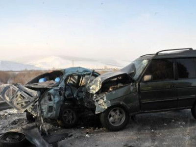 Төв аймгийн зам дээр гарсан ослын улмаас 275 хүн нас баржээ