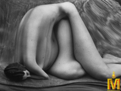 Сонгодог, эротик гэрэл зургууд (18+)