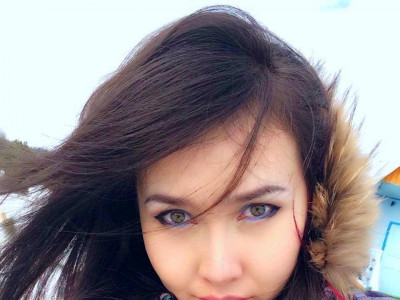 Амлалтандаа хүрдэггүй отгон топ С.Ариунбилэг