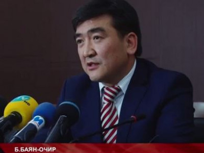 Шүүх эмнэлгийн шинжээч эмч нарыг шүүгдэгчээр татжээ