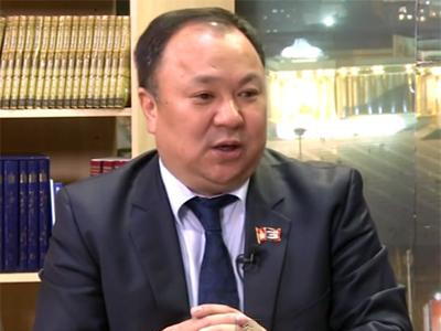 Төрд алба хашдаг томчуудад хямрал нүүрлэхгүй байгаа гэнэ 