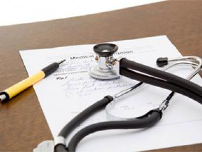 Эмч нар ажил хаяхад бэлэн гэнэ