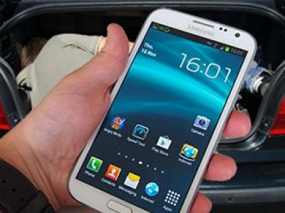 Гар утасны төлөө хүн алах дөхжээ