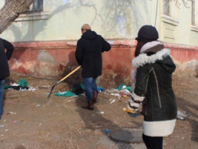 Өнгөрсөн амралтын өдөр 2215 тн хог хаягдал цэвэрлэжээ