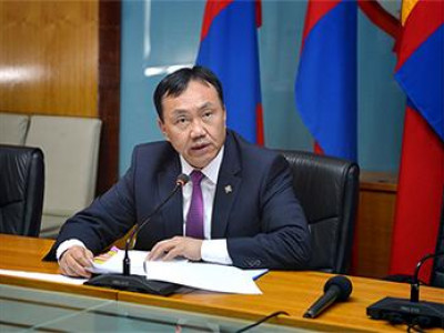 Ш.Түвдэндорж хэн ч биш болов