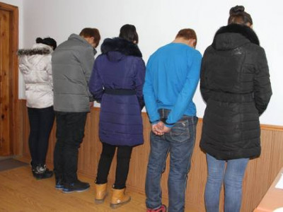 Хулгайн гэмт хэрэг үйлдсэн бүлэг этгээдийг илрүүлжээ