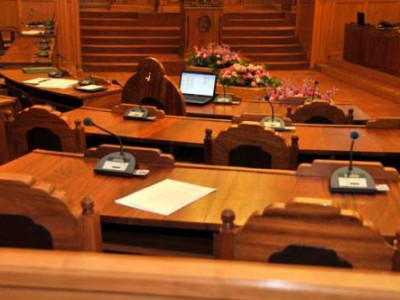 Чуулганы хуралдаан эхлээгүй байна