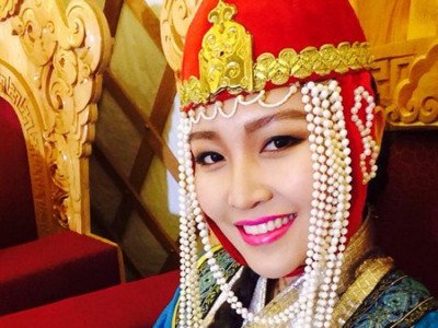 Олон ангит киногоор олны танил болсон жүжигчин Н.Мөнхсоёл /фото/