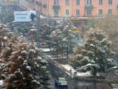 Маргааш цас орж хүйтэрнэ