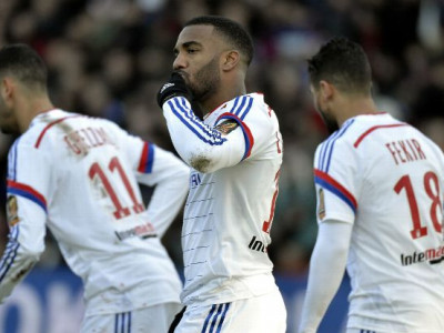 Хүснэгтийг тэргүүлэгчид ээлжит хожлоо байгууллаа