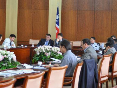 “Өрийн удирдлагын тухайн хууль зайлшгүй шаардлагатай” гэв