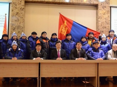 Манай тамирчид Өвлийн спортын II наадмын эхний өдөр зургаан медаль хүртжээ