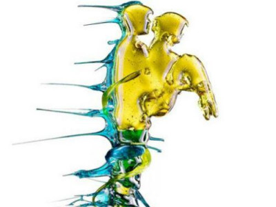 Кама судрыг мөсөн чихэрт амилуулжээ (18+)