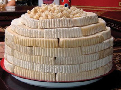 Чингисийн талбайд сар шинийн үзэсгэлэн худалдаа явагдаж байна 