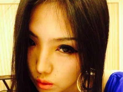 “Honeymoon” хамтлагийн дуучин Солонго