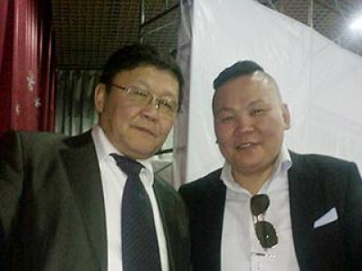 Аавынхаа мэргэжлийг өвлөсөн жүжигчин Ц.Анар