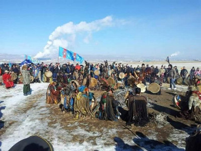 160 гаруй бөө онго, тэнгэрээ дууджээ