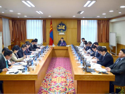 Засгийн газрын хуралдаан хойшлогдлоо