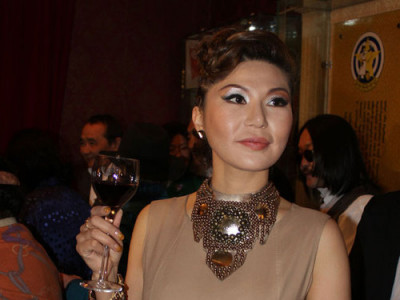 Жүжигчин Г.Отгонцэцэгийн шуналыг хөдөлгөдөг зүйл юу байв