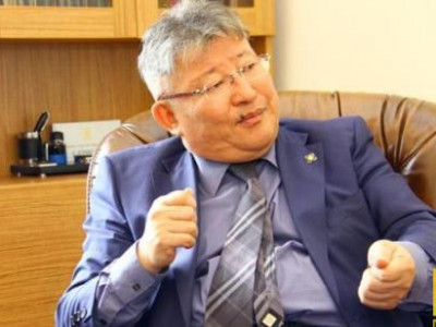 Дансны нууцад халдсан олон заалтыг арилгах ёстой