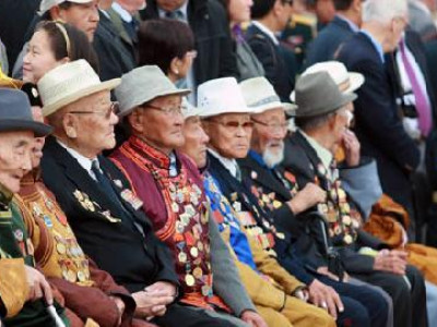 Ялалтын 70 жилийн ойн медалиар дайчдыг шагнав