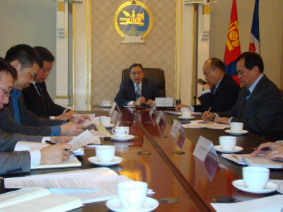 Шахуу хугацаанд их ажил амжуулах талаар ярилцав