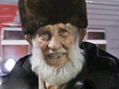 102 настай ахмад дайчныг дээрэмдчихэж
