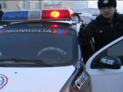 21 настай эрэгтэй амиа хорлох гэж байжээ