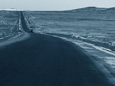 Нутгийн золголтод оролцоод буцах замдаа осолджээ