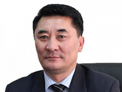 Б.Үнэнбат шүүхэд хандаж эрхээ сэргээлгэнэ