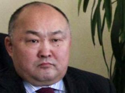 Төрийн нарийн асан Н.Түмэндэмбэрэл нар шүүгдэнэ