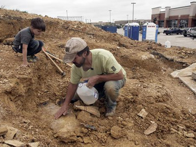Таван настай хөвүүн үлэг гүрвэл олов