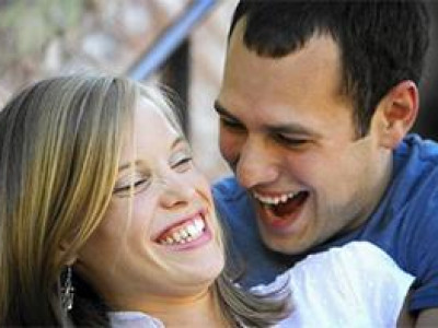 Хөгжилтэй эрчүүд сайн амрагт тооцогддог