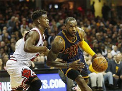 Леброн Жэймс ”бухнуудаас” эмээв