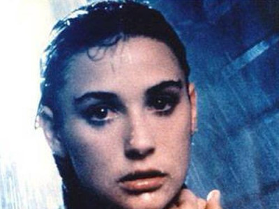 Брюс Уиллисын охин ээжийнхээ нүцгэн гэрэл зургуудыг ил болгожээ