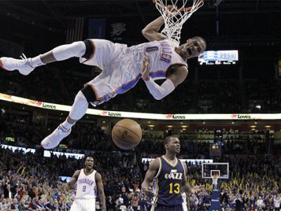 Рассел Уэстбрук KD-тэй барьцав