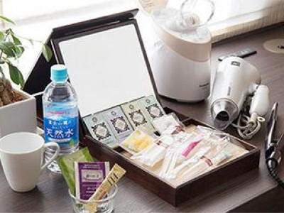 Зочид буудалд ханатлаа уйлна