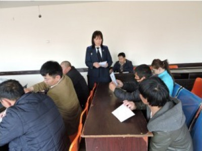 Ялтнуудад хоригдох хугацаанд нь бичиг үсэг сургана