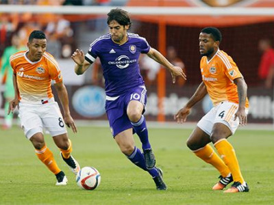 Кака Жеррардыг яаруулав