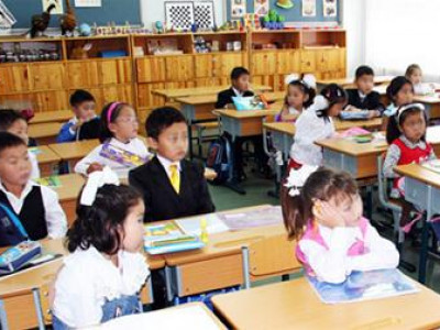 Сурагчдыг хуваарийн дагуу амраана