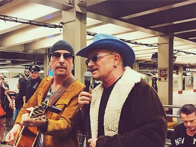 U2 Нью-Йоркийн метронд тоглов