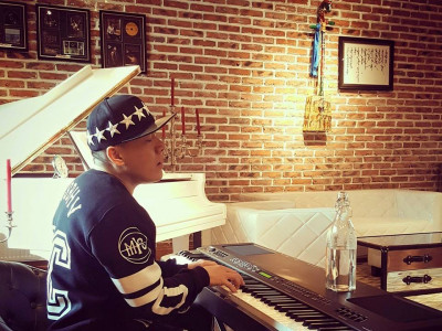 Дуучин Д.Болд шинэ уран бүтээлийнхээ салхийг 