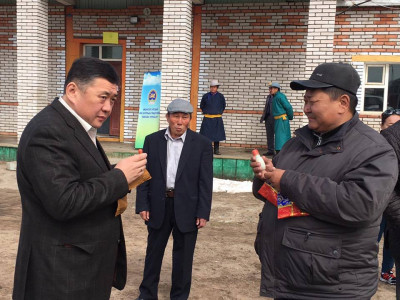 М.Энхболд:Төрийн албыг завхруулж, хууль дүрэм зөрчихдөө эрх баригчид гаршиж байна