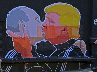 Трамп В.Путинтай адилхан гэв үү