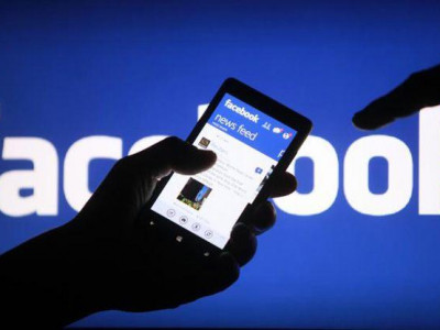 Визэнд ороход Facebook-ийг хардаг болно гэж байна
