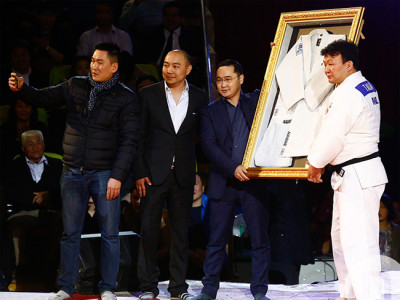 Н.Түвшинбаяр аваргын өмсгөл найман саяд хүрчээ 