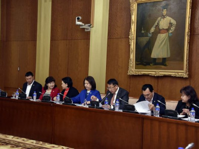 Тавдугаар сард цочир хүйтэрнэ 