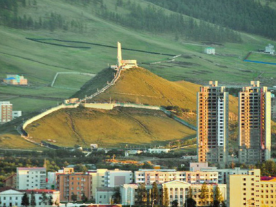 Зайсангийн авто зогсоолыг тохижуулна 