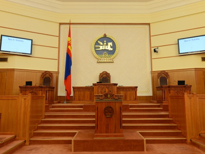 Хаврын чуулган түр завсарлана 