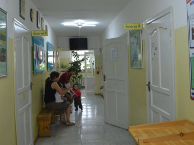 НААДМААР ӨРХИЙН ЭМНЭЛГҮҮД 10-15 ЦАГИЙН ХООРОНД АЖИЛЛАНА